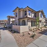 Sun Soaked townhome 42 mi to Zion Natl Park Washington Utah