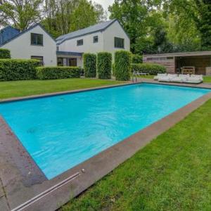 Villa on the border of Netherlands-Belgium with a pool