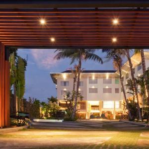 THE 1O1 Bali Fontana Seminyak