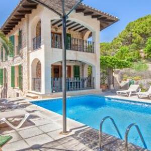 Beautiful villa with private pool located within Valldemossa