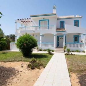 Villa Azul by Algarve Holidays