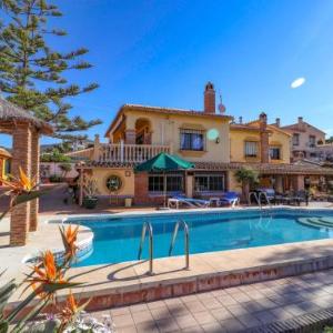 Holiday Home Acacias