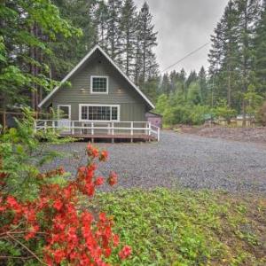 Packwood A-Frame with Hot Tub By Mt Rainier!