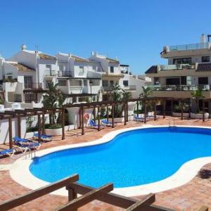 2218-Duplex Penthouse first line beach with sea view Manilva