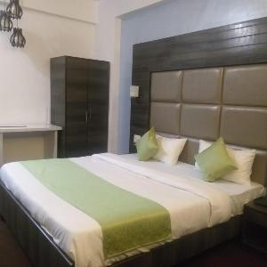 Couples Room Lonavala Park
