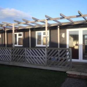 34H Medmerry Park 2 Bedroom Chalet Family Friendly - No Manual Workers Allowed