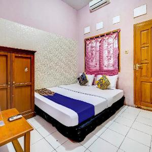 Hotel O Pondok Kuning