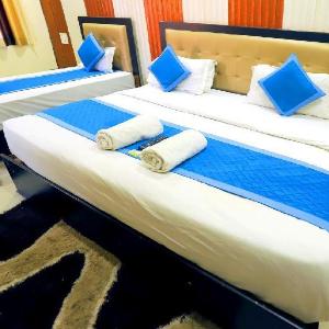 Hotel Anand Harkipauri By Perfect Stayz