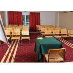 Sure Hotel by Best Western Caen Memorial