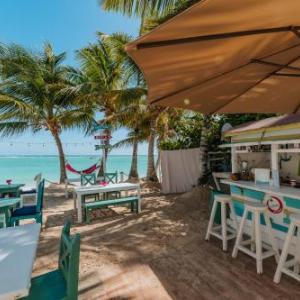 Hotel Checkin El Cortecito Beach