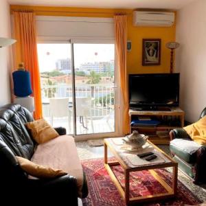 Seafront Apartment Platja d'Aro