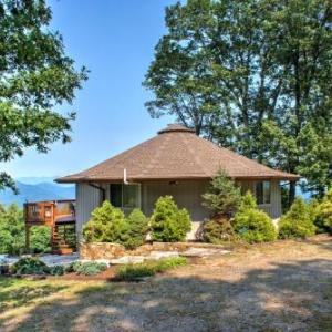 Roundhouse on the Ridge home