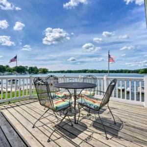 Lakehouse with View Dock Sunroom and 2 Decks!