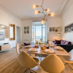 CORAL KEYWEEK Apt in city center closed to the beach private garage