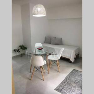 Hermoso NUEVO con PISCINA Balcón y Patio