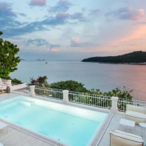 Villa Dubrovnik Supila - 5 Bedroom Villa - Central to Dubrovnik - Stunning Sea Views