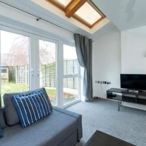 GuestReady - Family Home in Salford