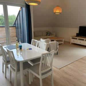 Wohnen am Südstrand - Ferienwohnung 2 4