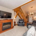 304C   Lakefront One Bedroom Condo with Fireplace  Balcony Maryland