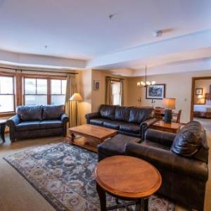 Spacious 3 Bedroom Condo With 4 beds and Sleeper Sofa condo