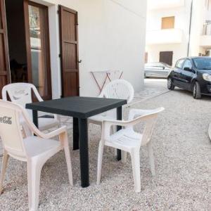 RS317 - Marcelli bilocale in residence fronte mare