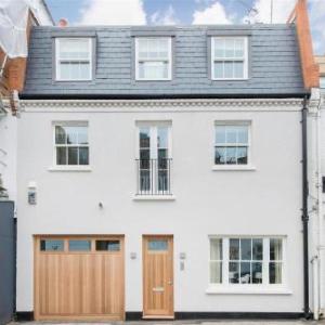 Mews House Pavilion Road - 4 bed