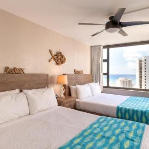 Deluxe 32nd Floor Condo - Gorgeous Ocean Views Free Wifi & Parking!