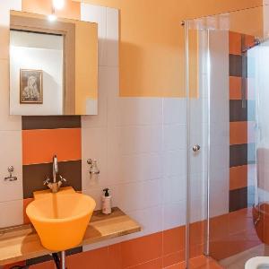 Chic Apartment by Reitani Beach