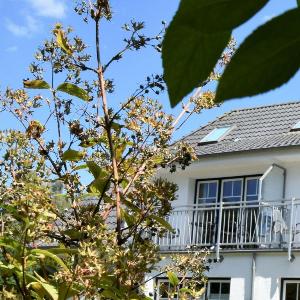Graal-Muritz Garden Balcony Stay