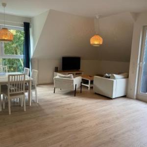 Wohnen am Südstrand - Ferienwohnung 2 3