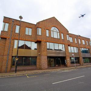 Somerville Apartments London Heathrow