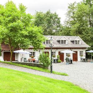 Peaceful Bohon Apartment