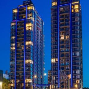 Global Luxury Suites at The Arches