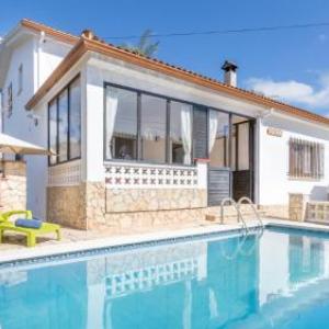 Blanes Villa Sleeps 10 with Pool and WiFi