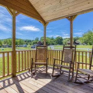 Down on the Farm cabin