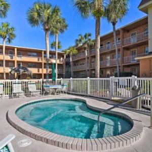 Sunny Largo Escape with Resort Amenity Access!