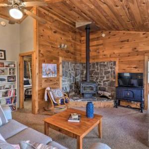 Rustic-Yet-Cozy Cabin with Fire Pit in Smokies!