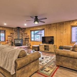 Inviting Bear Pine Cabin with Porch and Deck!