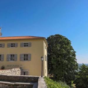 Rooms with a parking space Groznjan Central Istria - Sredisnja Istra - 18123