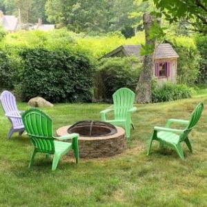 537 Walk to Nauset Beach Sun Room Porch Fire Pit Dartboard and Dog Friendly