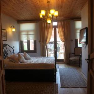 Tom Square Boutique Hotel