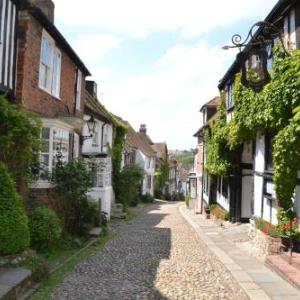 Hotels near Battle Abbey - Mermaid Inn