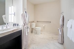 Gale South Beach, Curio Collection by Hilton hotel near Miami Beach Convention Center