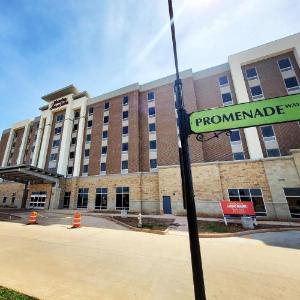 Hotels near Fort Bend County Epicenter - Hampton Inn By Hilton & Suites Sugar Land TX