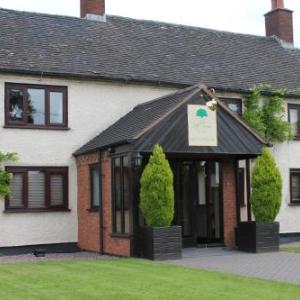 Oak Farm Hotel