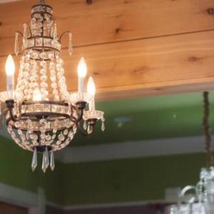 Hotels near Indiana Landmarks Center - Nestle Inn
