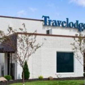 Travelodge by Wyndham Hubbard OH