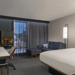 Courtyard by Marriott Fresno Clovis