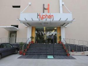 Hotel Hyphen Premier, Meerut