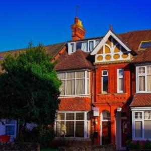 Hotels near Old Fire Station Oxford - Lonsdale Guest House